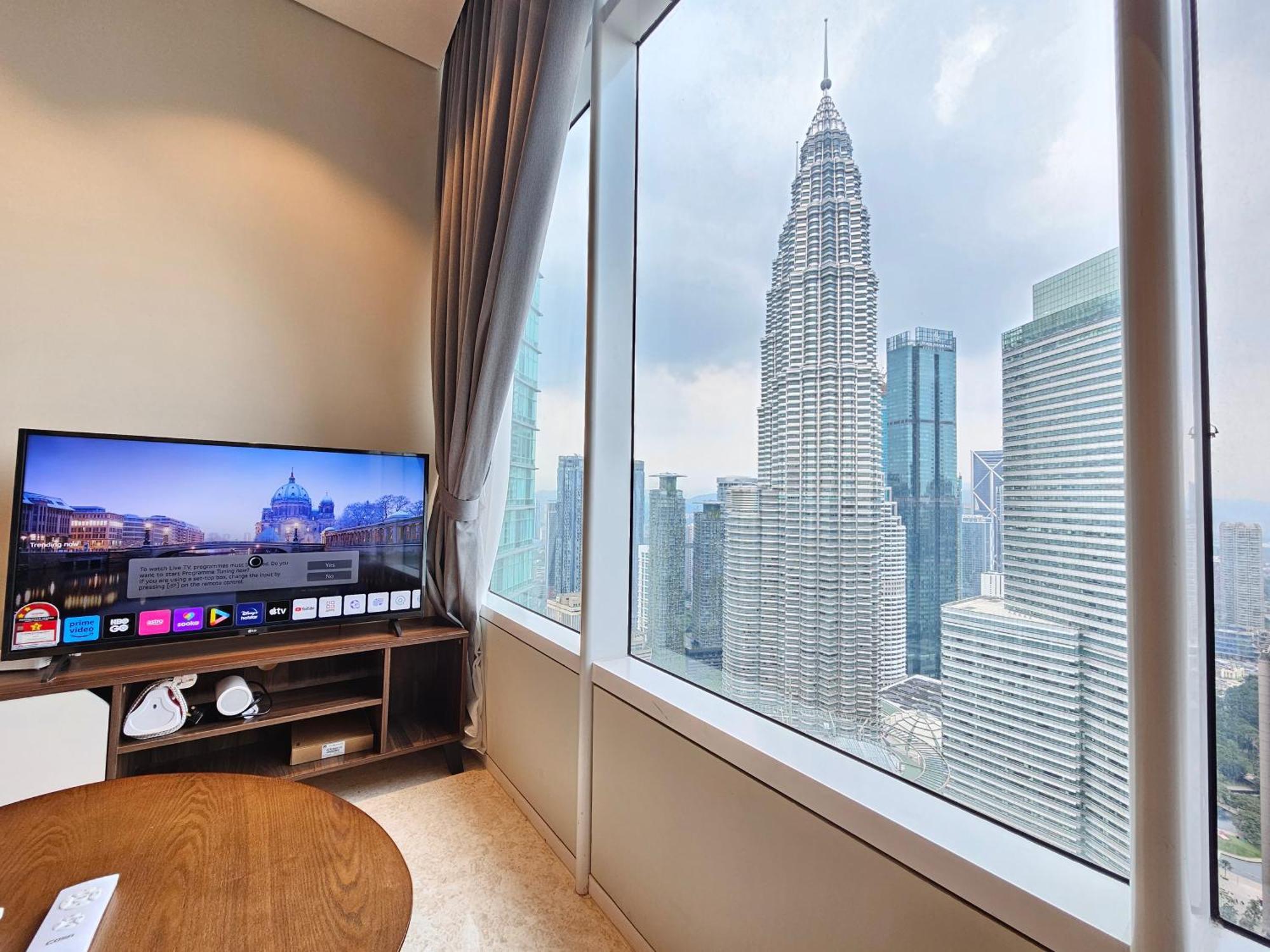 Sky Suites Klcc By Staylar Kuala Lumpur Exterior foto